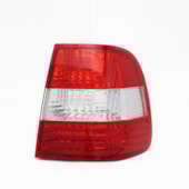 LANTERNA TRASEIRA FIXA CRISTAL VW VOLKSWAGEN POLO SEDAN 2004 A 2006 LADO DIREITO - ARTEB